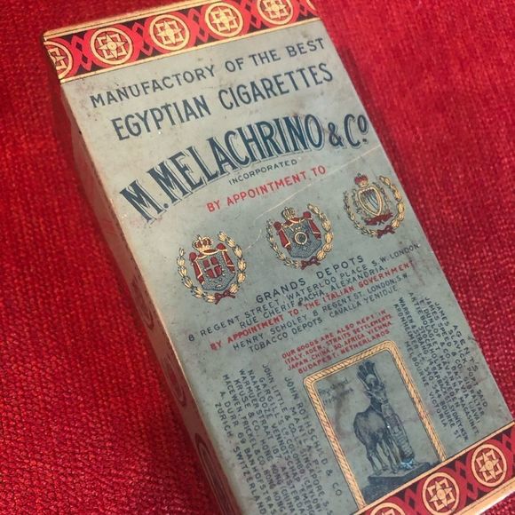 Beautiful Vintage Trinket tin jewelry box - Picture 4 of 8